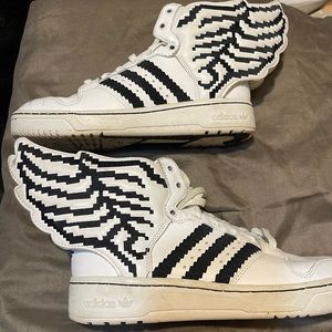 ADIDAS ORIGINALS
Jeremy Scott Pre-owned Wings 2.0 Pixel White/black 1